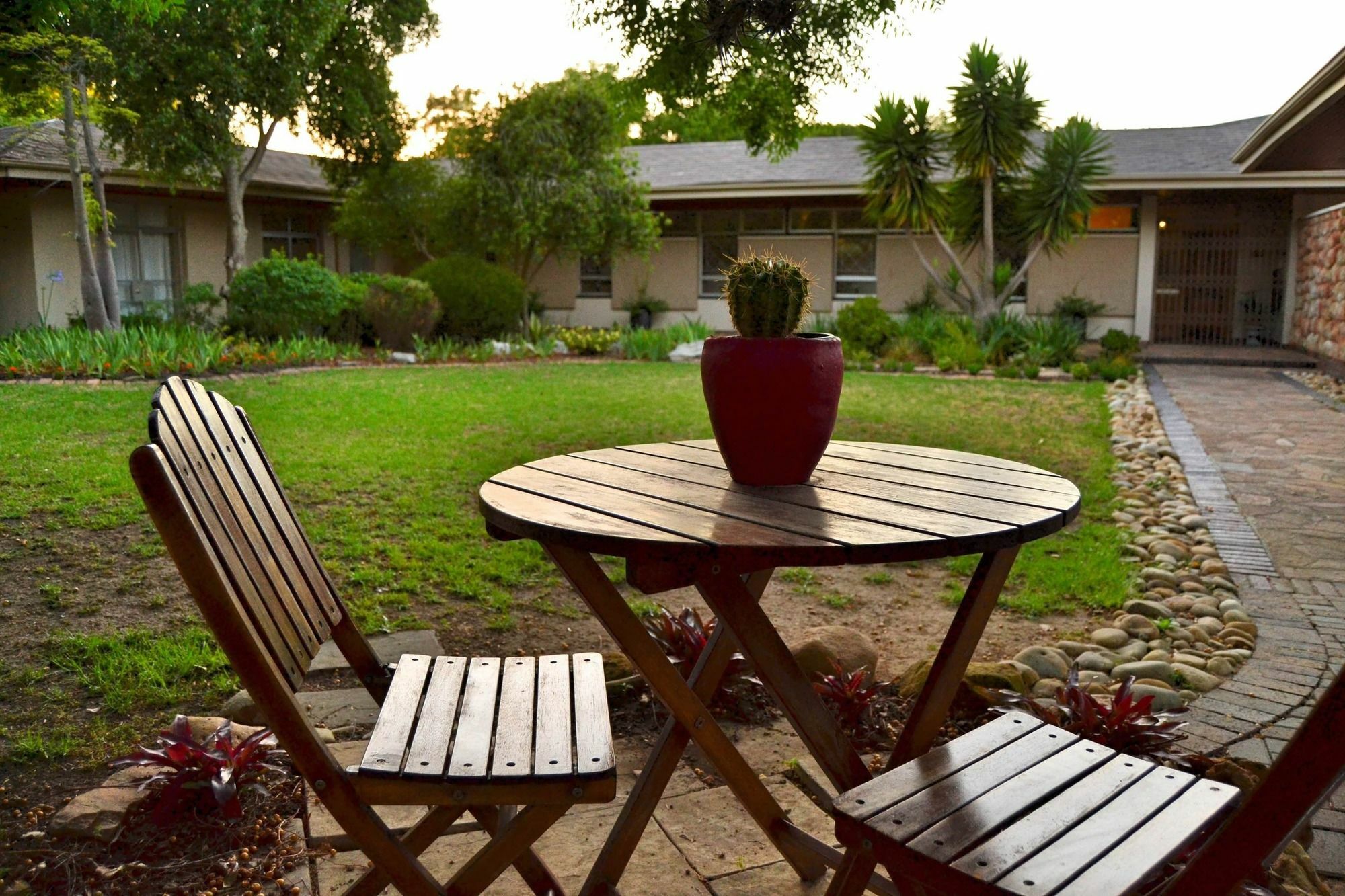 King'S Highway Guest House Somerset West Kültér fotó