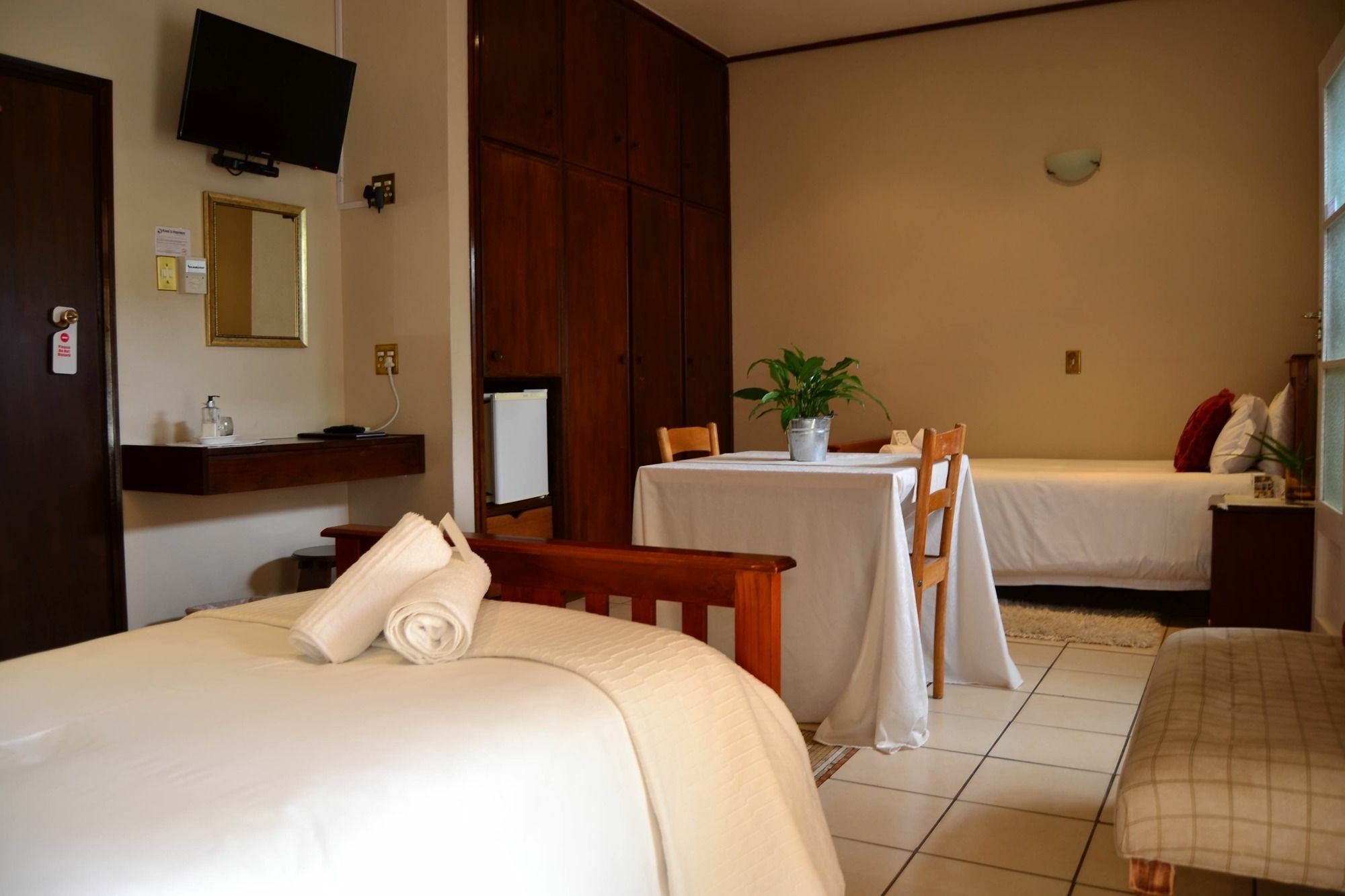 King'S Highway Guest House Somerset West Kültér fotó